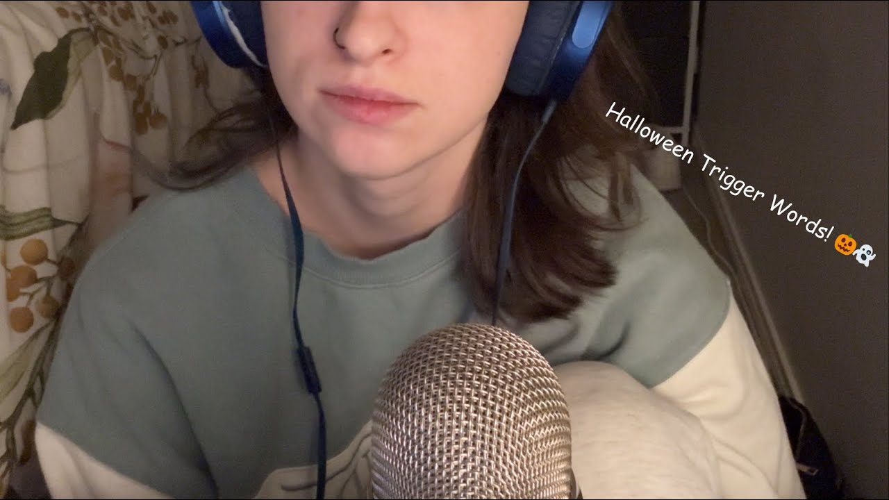 ASMR - Halloween Trigger Words! 🎃👻