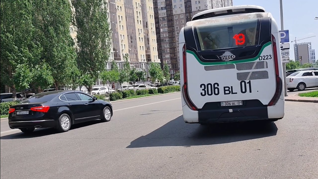 Астана. D223 Iveco Urbanway 12m Hybrid маршрут 19