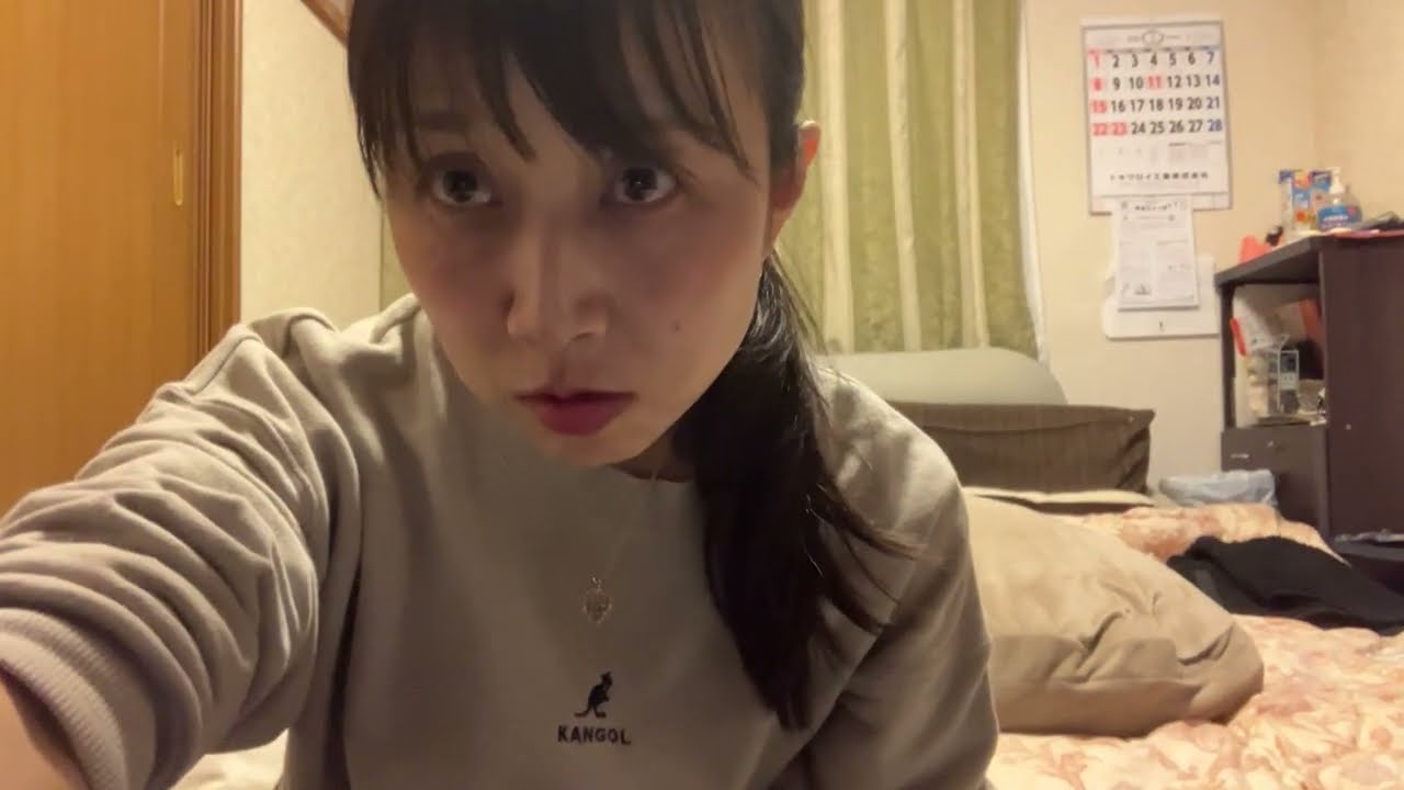 独学ギター初心50歳女、すみません気長に観て下さい🙏初指びき頑張りたい「夢をあきらめないで」練習＆謎の独り言