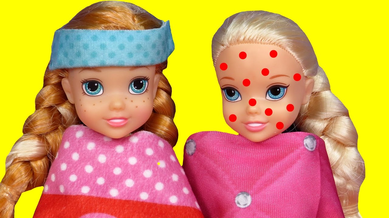 Toddler is SICK ! Elsa & Anna - CHICKENPOX - The other PRETENDS ? Who's really sick ? Doctor Barbie