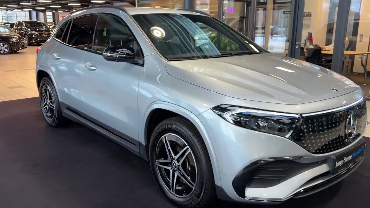 23041 Mercedes-Benz EQA 350 4M AMG Line Night sage CarPlay 360° DAB