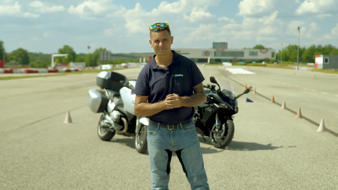 HUMDA Moto Safety Online - Vészfékezés