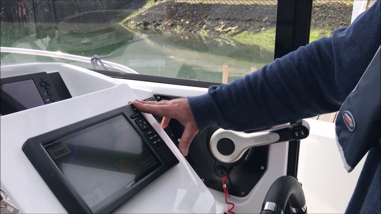 A Tour Around Calypso, the Beneteau Barracuda 7 Fishing Boat from Boat Club Trafalgar
