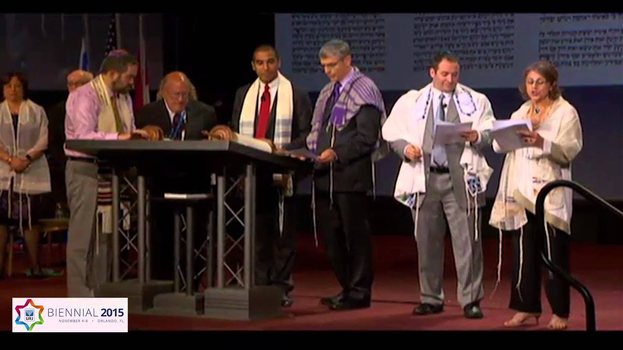Torah Service at Biennial 2015