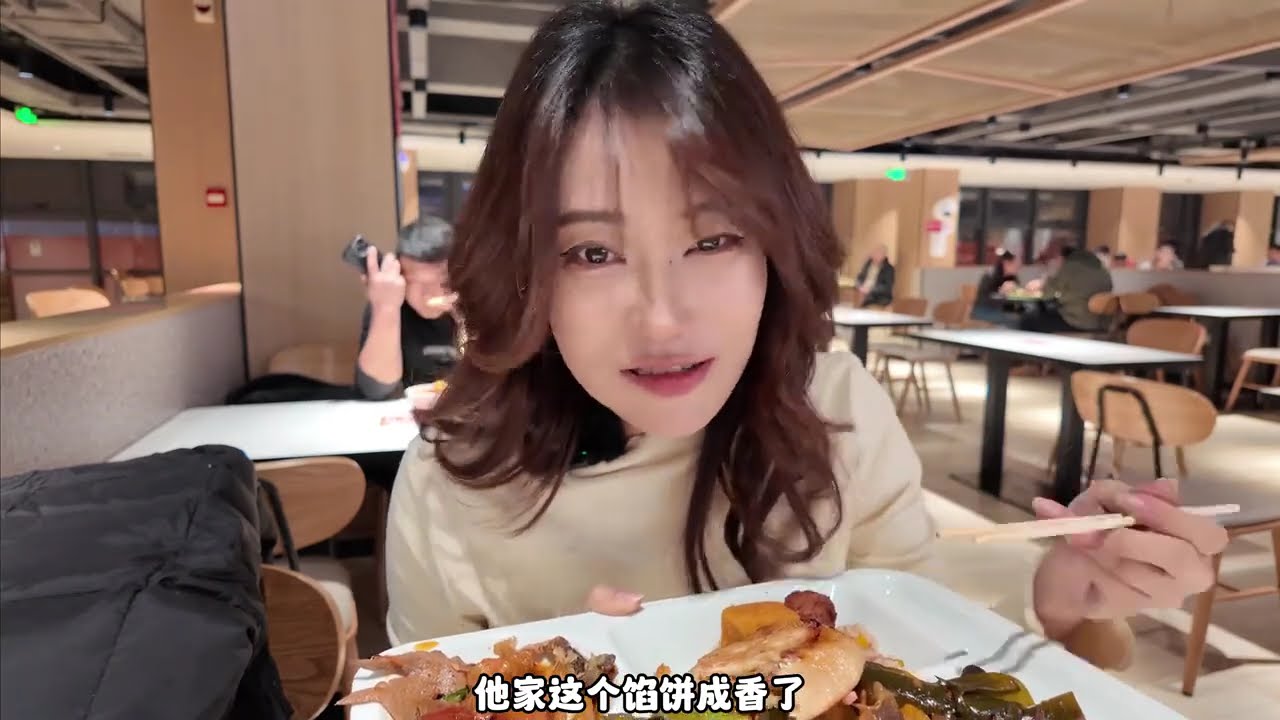 来东北只吃一顿盒饭那一定是富龙,17元自助牛肉炖萝卜随便吃 不限时不限量#美食探店 ＃东北盒饭 ＃自助餐 #性价比
