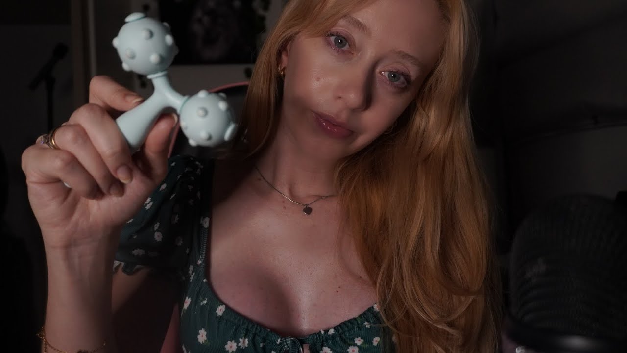 ASMR - MASSAGEM NO SEU ROSTO E OMBROS 🤤