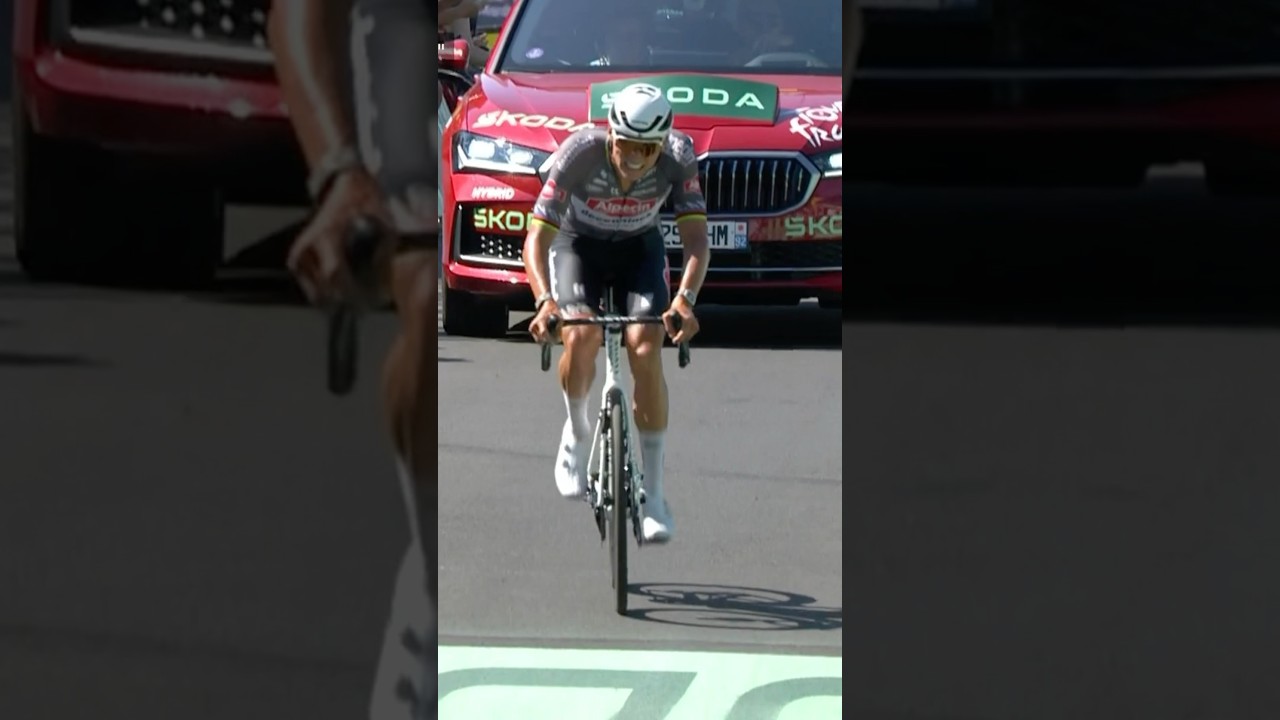 MVDP suffering for every second 👏 #shorts #cycling