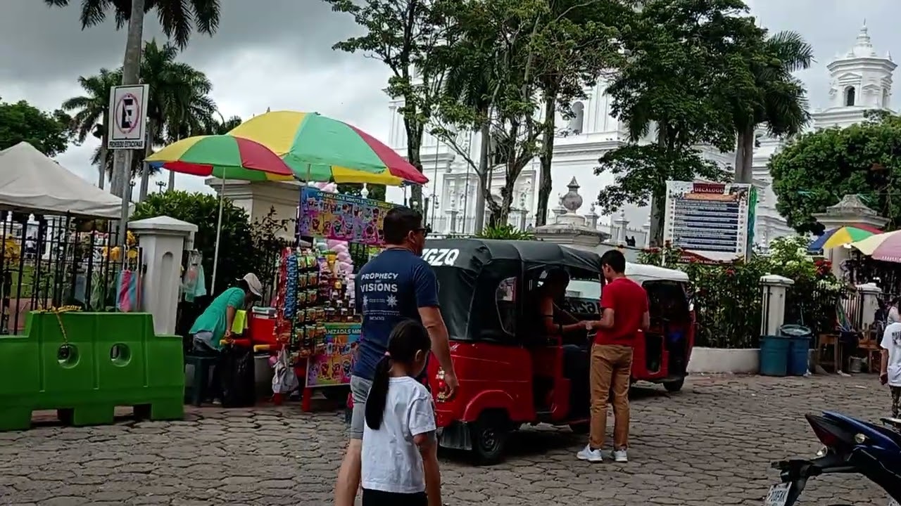 Repique de campanas en esquipulas día domingo