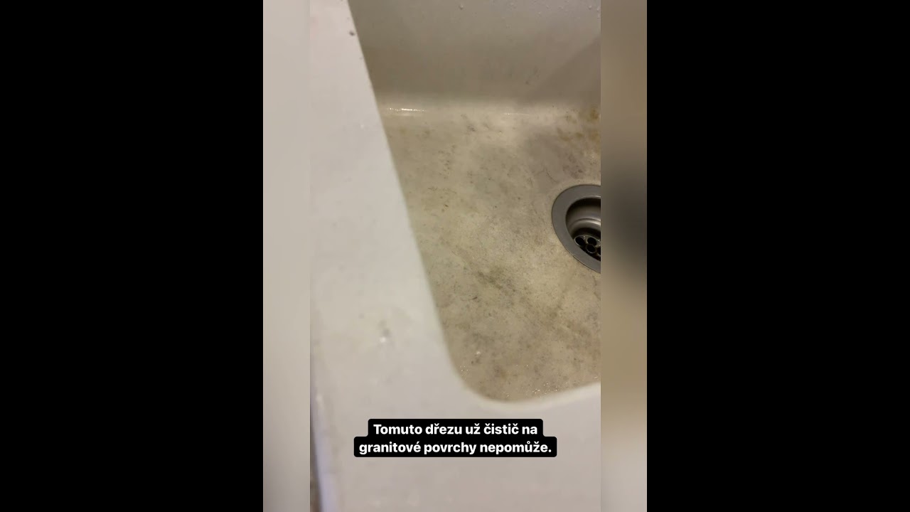 Čištění bílého granitového dřezu pomocí Agenta a Super gelu