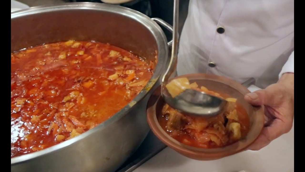 Turkish Chef cooks ukrainian Fantastic BORSC