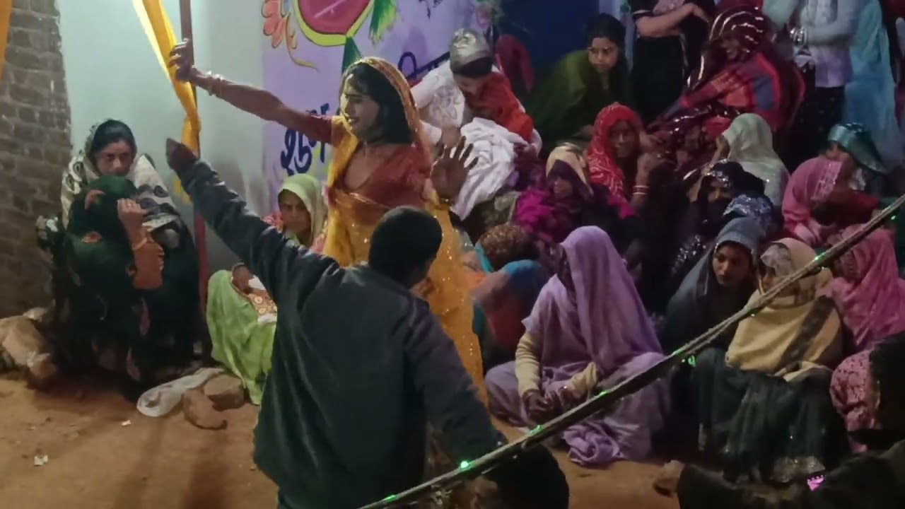 सदाबहार बुंदेली ढोला पार्टी 