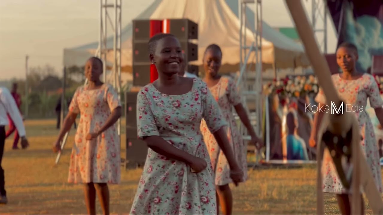 LUKUSUUTA BY STREAMS OF LIFE perform at @SDAENTEBBEDISTRICT @Kennedy.Sec.School