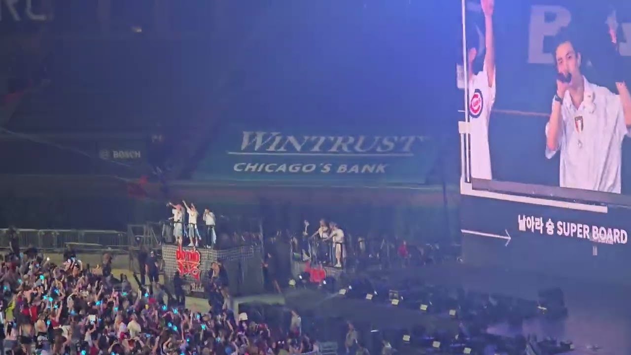 250626 Stray Kids dominATE in Chicago - Super Board