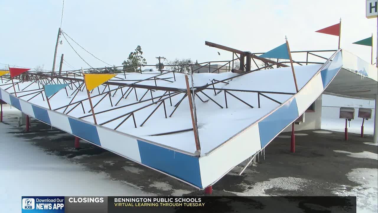Winter storm causes roof collapse at livestock barns, marinas, and more in Grayson County