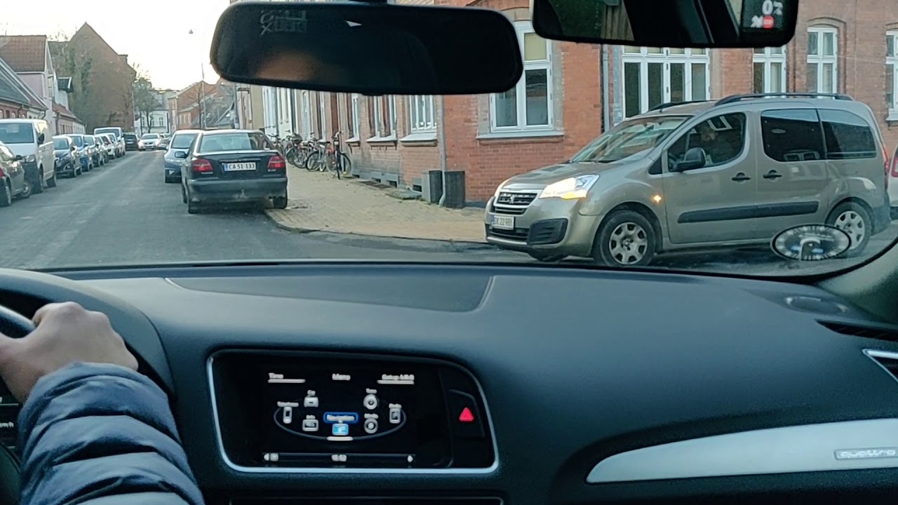 Særlig opmærksom på Højre vigepligt ✋➡️🚗