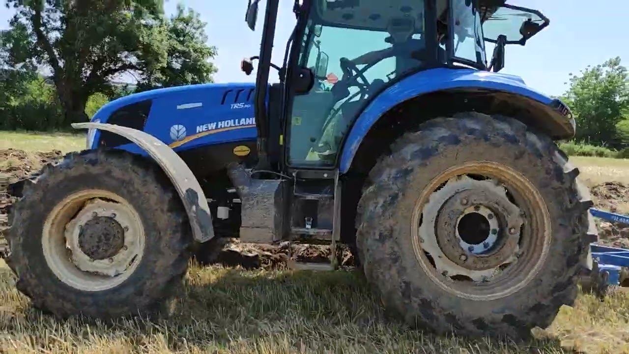 New Holland tr5-110 6 lı ünlü pulluk çift performans..