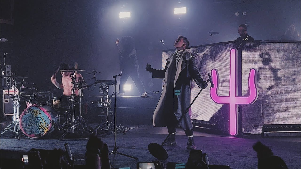 twenty one pilots - Chlorine (Live in Atlanta Night 2, 2021)