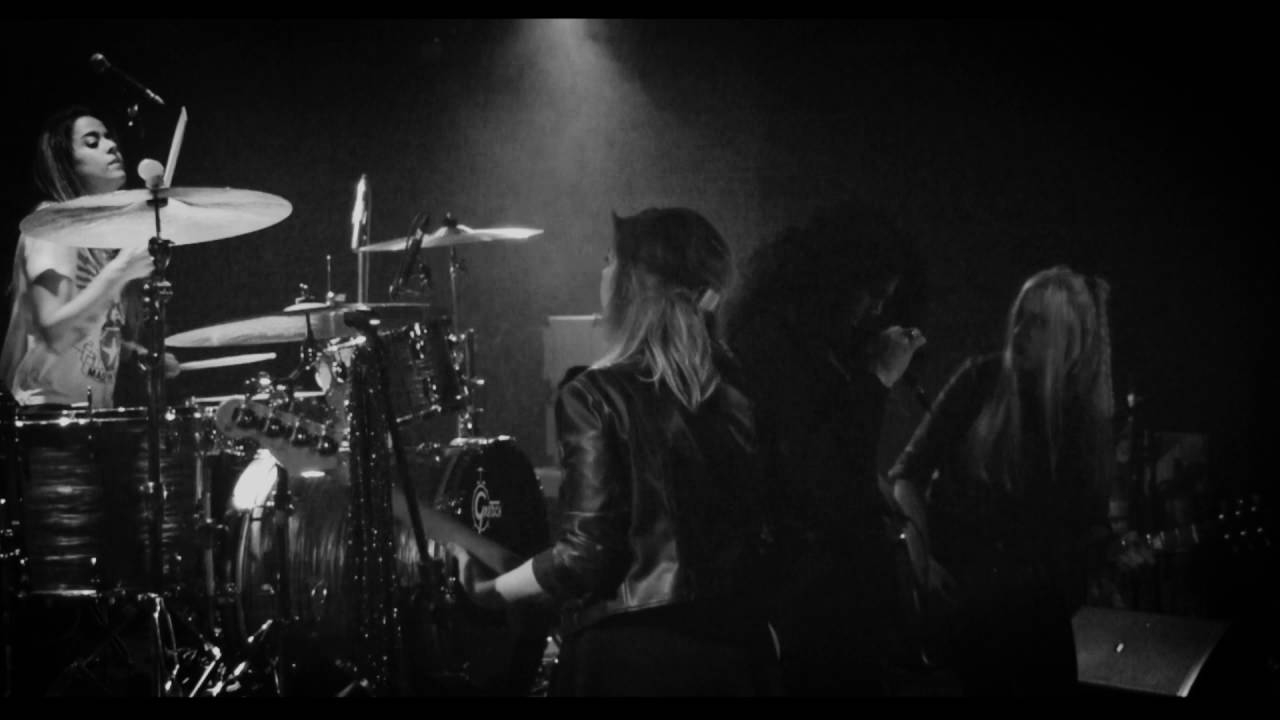 Led Ladies - Dazed and confused (Led Zeppelin Cover)