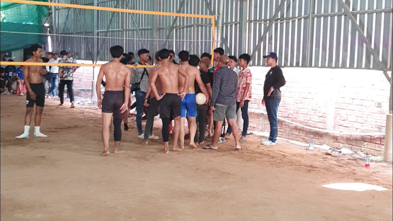 ស្មាត់តុ ហាយឡាយ ចង់បែ.កបាល់ ស្មាត់ឡែន