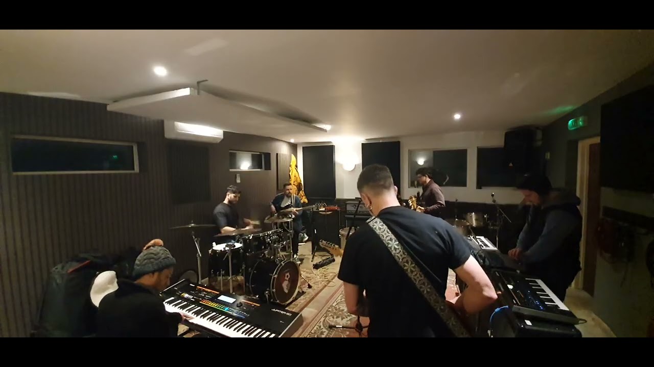 Friday Jams with Loud Hadron Collider - Beat it cover