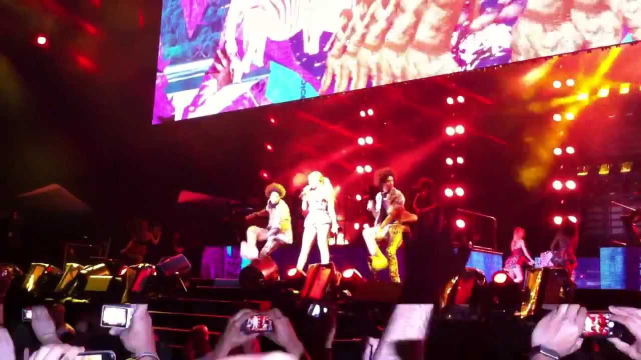 Beyoncé - Grown Woman (Live in São Paulo)