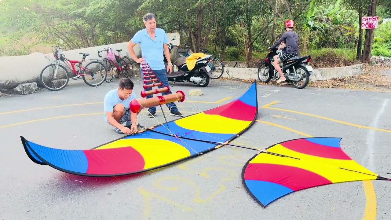 Buổi Chiều Ở Một Góc Thành Phố Bình Yên