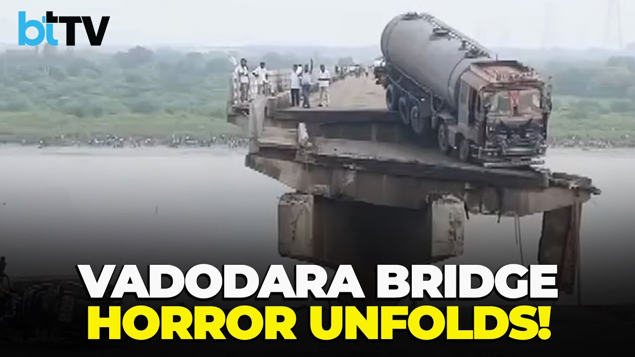 43-Yr Old Bridge Connecting Vadodara-Anand Crashes Into Mahisagar River | 5 Rescued