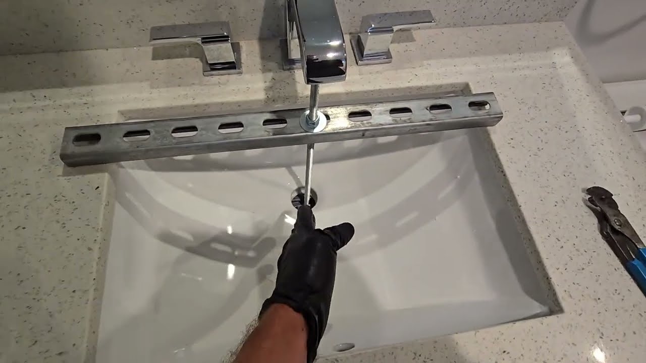 The tenants daughter cracked the sink basin
