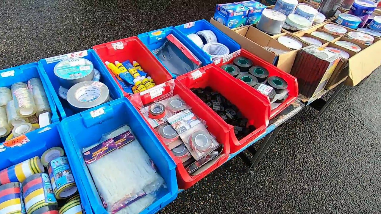 2019-09-28 Lichtmis Radio onderdelenmarkt langs de kramen