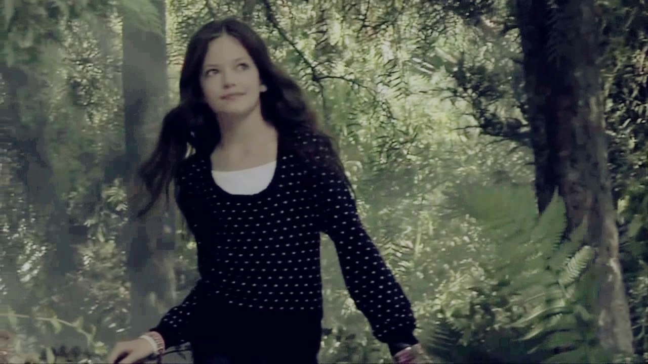 Happy 17th Birthday Mackenzie Foy!