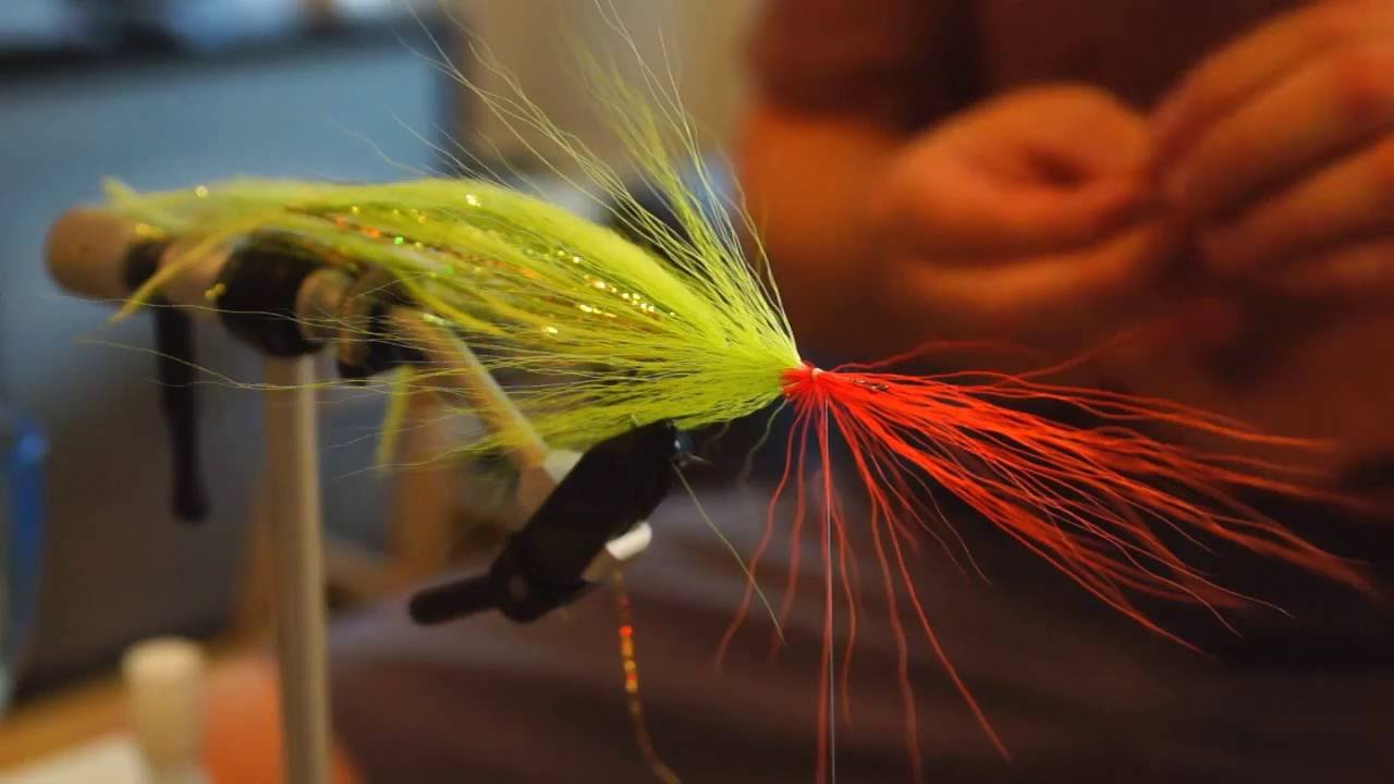 Tying the Pike Hollow