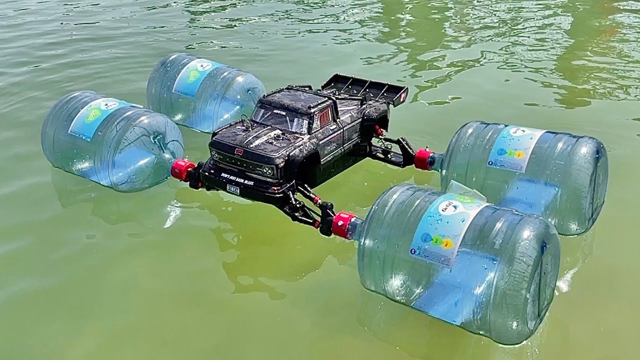 Радиоуправляемая машина с канистрами для воды вместо колёс — часть 2