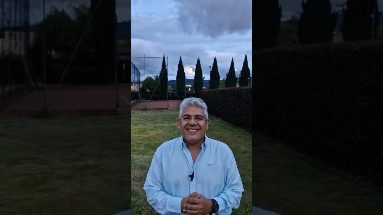 Solo t&uacute; aliviaste mi dolor 🎶 Escucha lo nuevo de #HectorTobo y #PescaoVivo en #RumbaCrossover 🙂&zwj;↕️