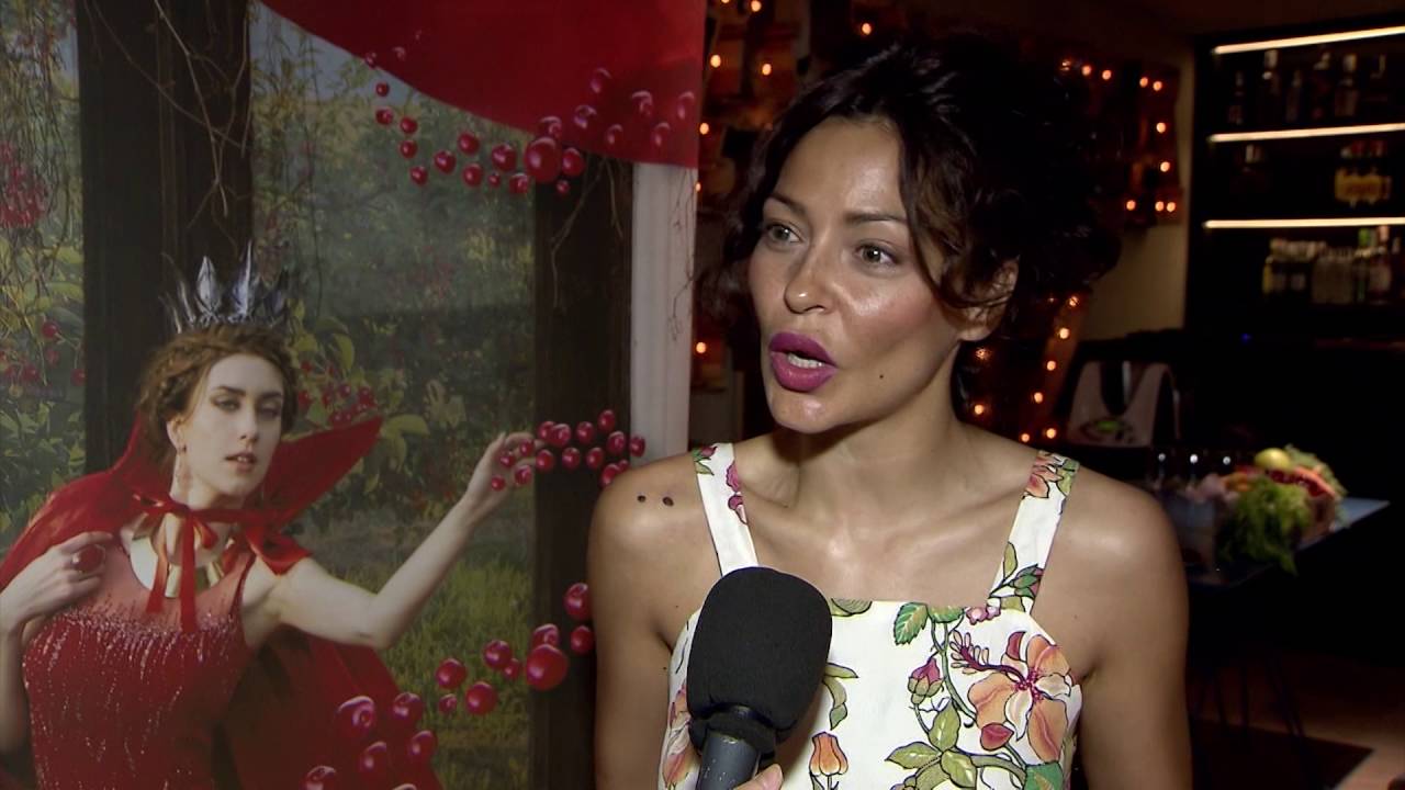 La presentadora de tv y naturópata Patricia Pérez crea tres batidos con Picotas del Jerte