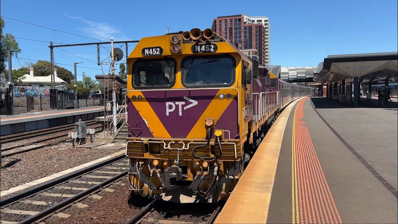 V/Line N452 Rural City of Wodonga Arriving & Departing Footscray Station from Swan Hill to Melbourne