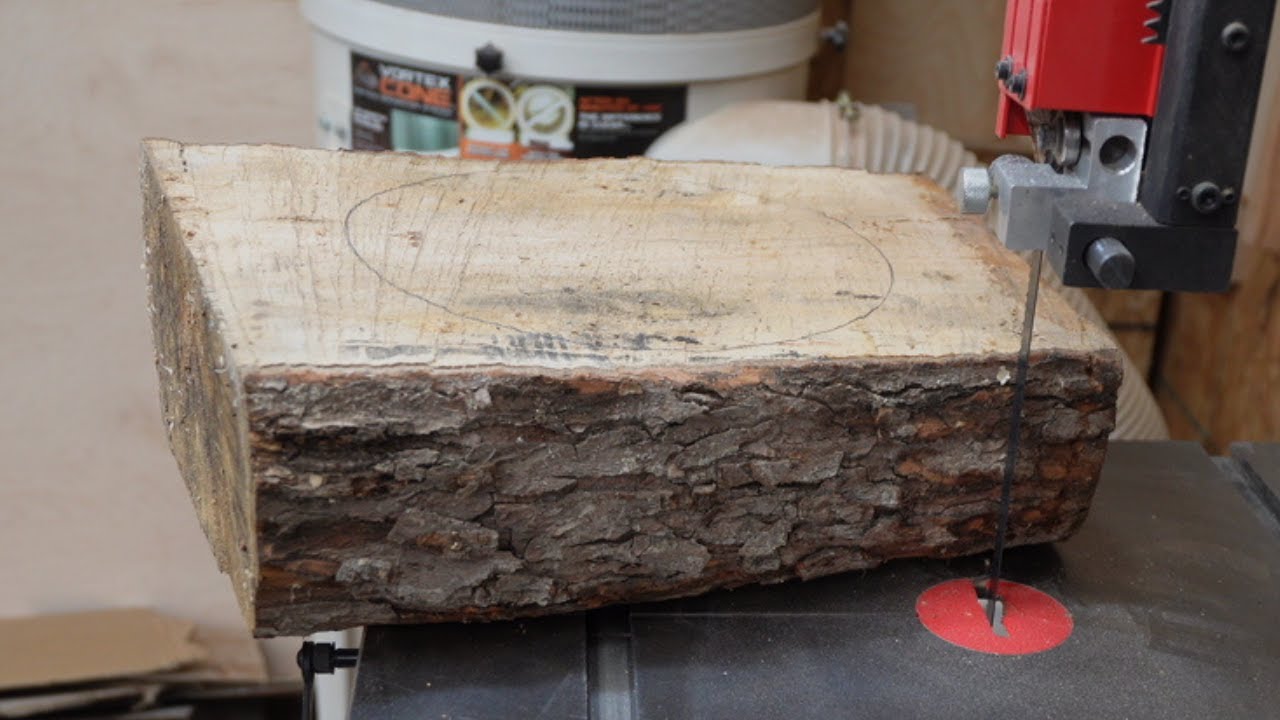 Woodturning Secrets: Crafting Mesmerizing Spalted Maple Bowl