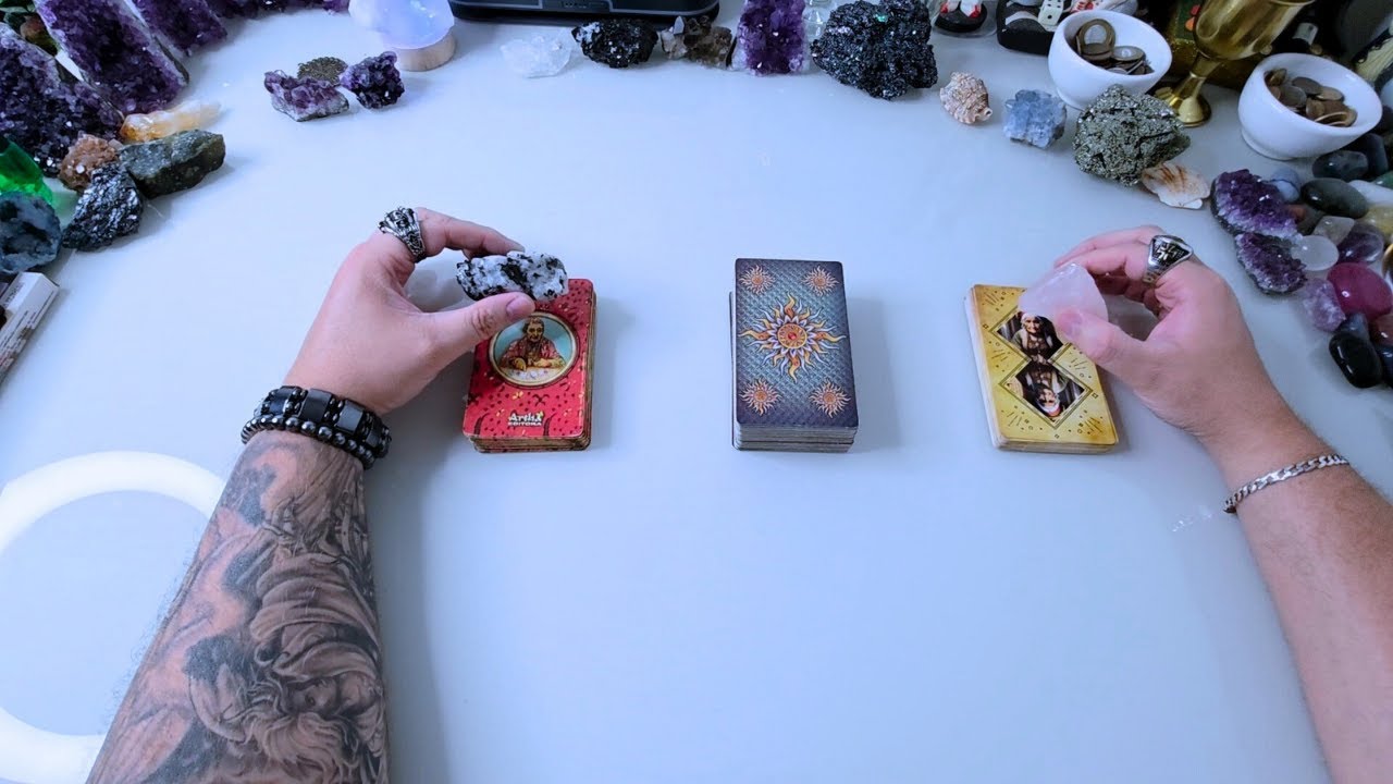 Ele(a) FICA OU SAI DA MINHA VIDA TAROT? Vamos Voltar a Ficar Juntos? ✨COM OPÇÕES DE ESCOLHA✨