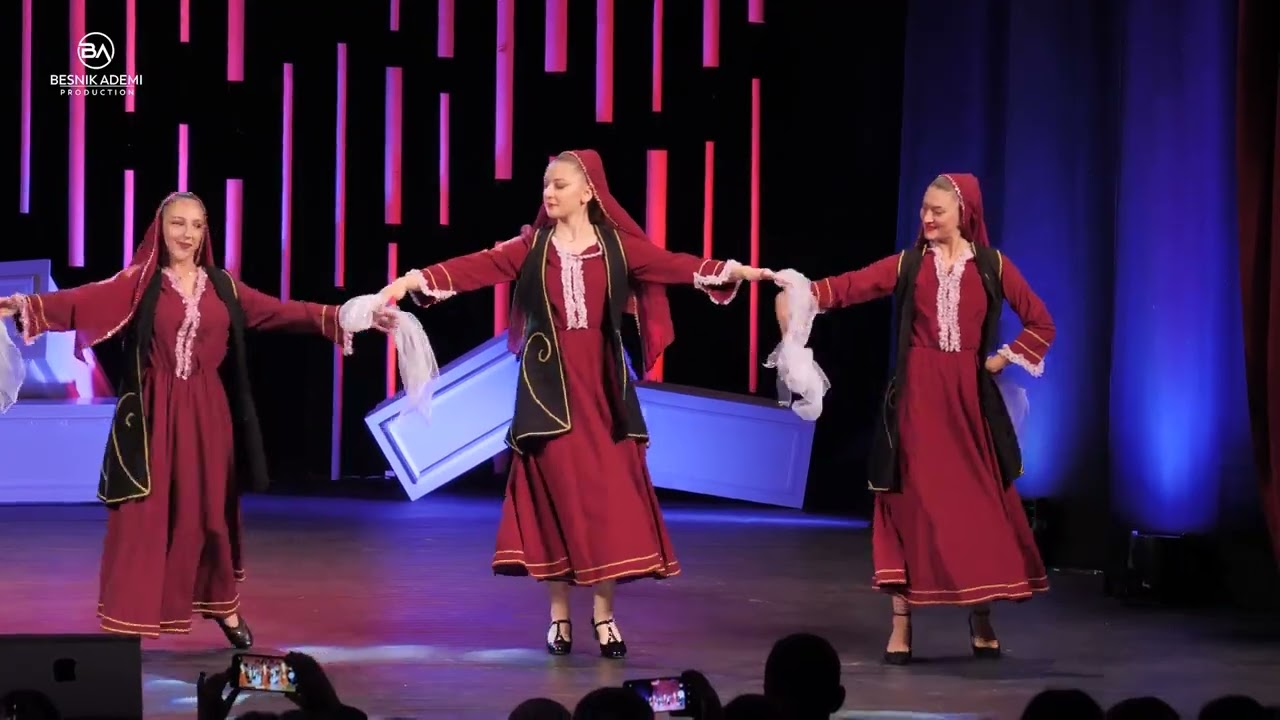 Valle Dardhare - Art Revolution Dance Koreograf: Elton Alla