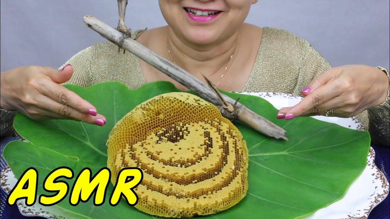 ASMR 2019 Honeycomb Season is Here | Eating Sounds | Light Whispers | Nana Eats
