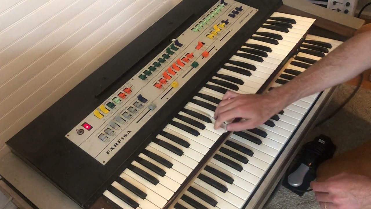 Farfisa Professional Duo- Demo Video