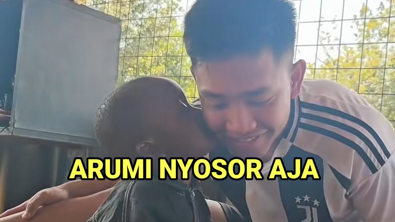 ANTARA BAHAGIA & SEDIH SAAT BERSAMA BOCAH AFRIKA 