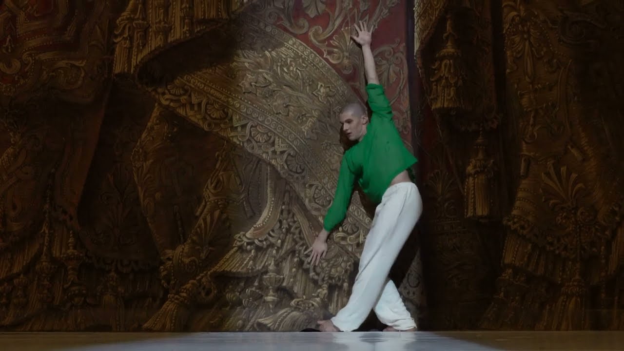 Loup Marcault-Derouard in Alexander Ekman's 