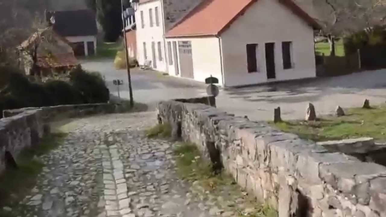 Le pont de Menat et la Sioule