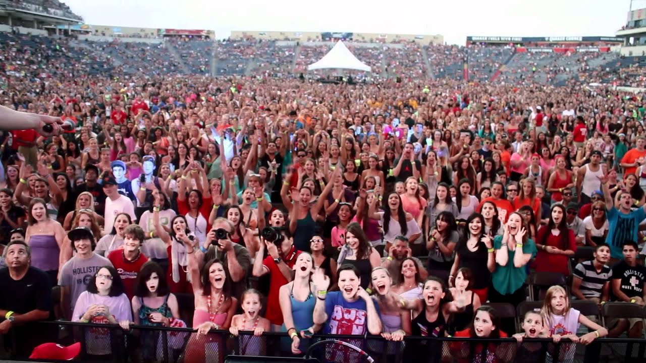 Mike Posner Uncut: B96 Summer Bash in Chicago