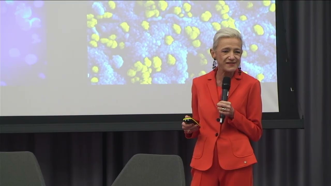 Dr. Aczél Petra - „MI” legyen a jövő? A mesterséges intelligencia használata a családban, iskolában