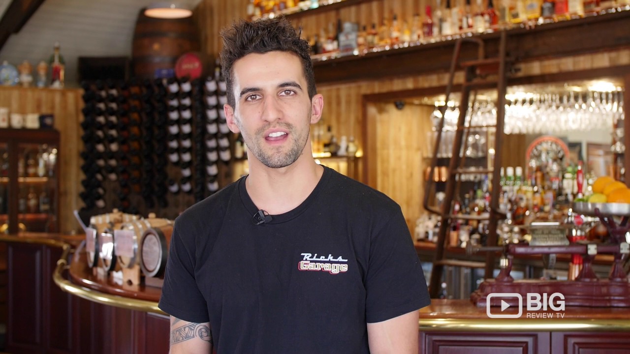 Ricks Garage a Retro Diner, Whisky Bar, Palmwoods Sunshine Coast with Burgers and Milkshakes in