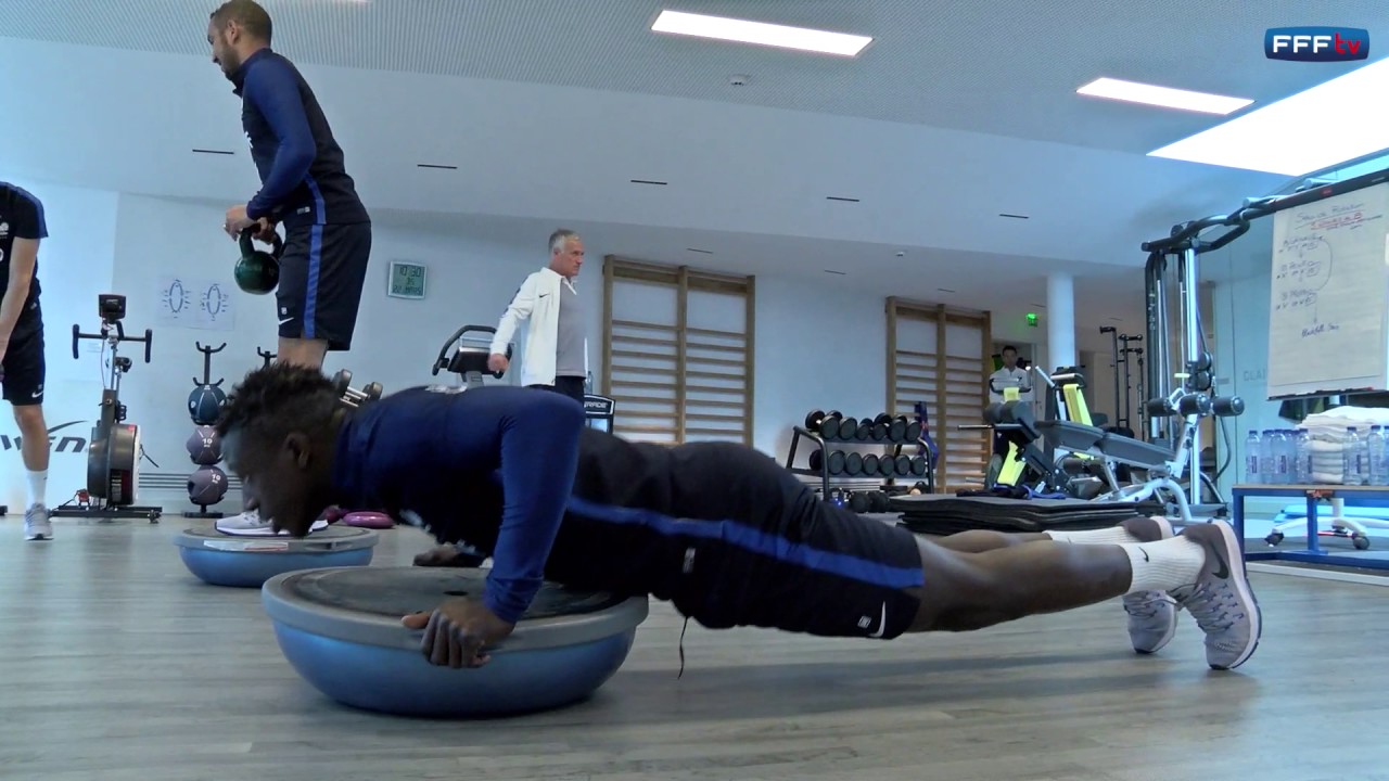 Gainage, proprioception et renforcement pour les Bleus