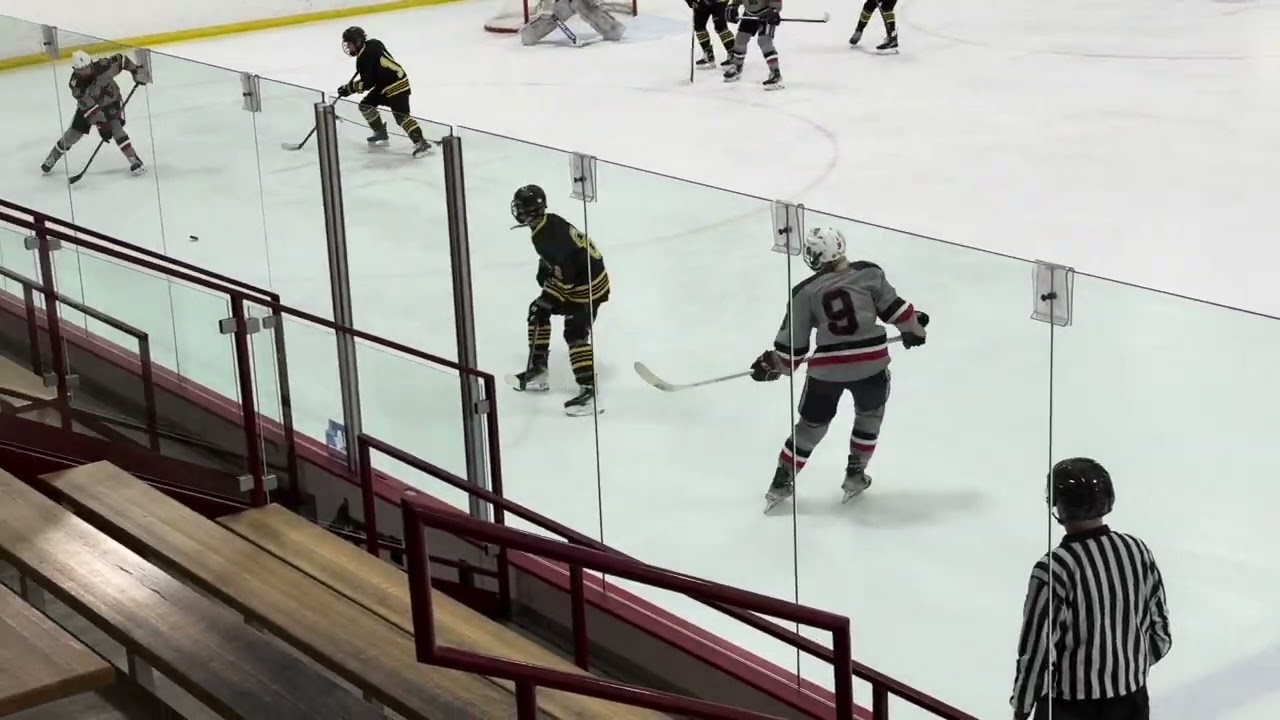 Period 1. MVIGH Varsity @ Coon Rapids on 01.23.26