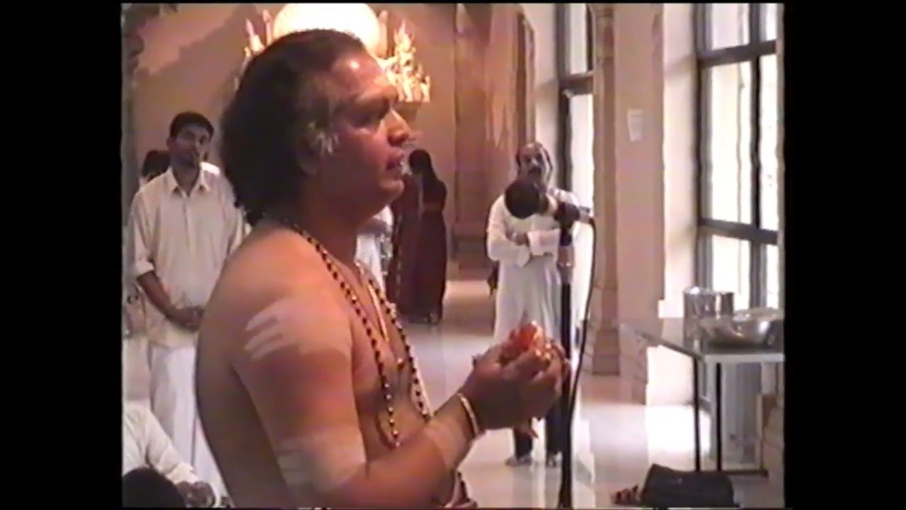 Sydney Murugan Temple Thirukarthigai Utsavam (2003)