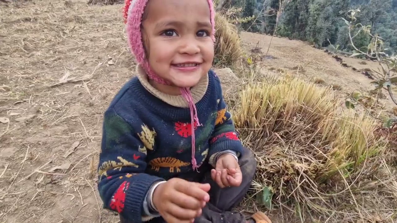 आज की सारे रास्ते की सफाई किस लिए चल रहीं ये सफाई और इन्ह दोनों को देखकर  मन हुआ खुश #garhwalimusic 